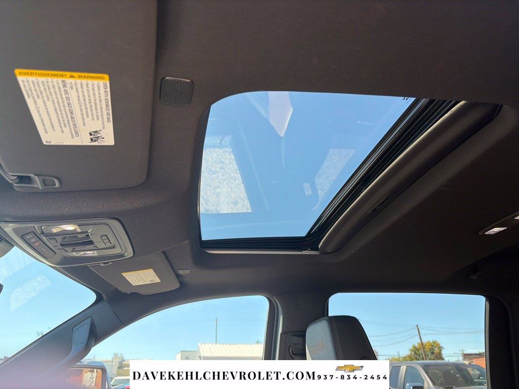 Used 2025 Chevrolet Silverado 3500 High Country w/ High Country Premium Package AWD/4WD image 20