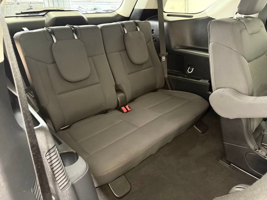 Certified 2025 Ford Explorer Active AWD/4WD image 28