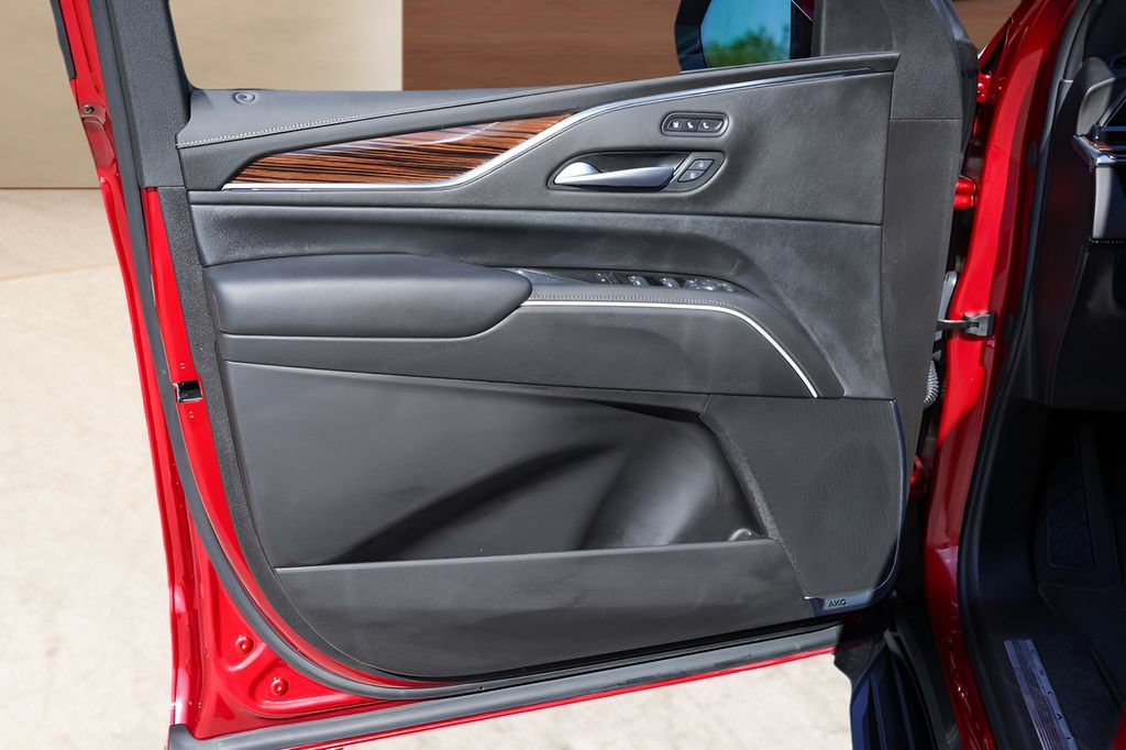 Certified 2024 Cadillac Escalade ESV Premium Luxury RWD image 24