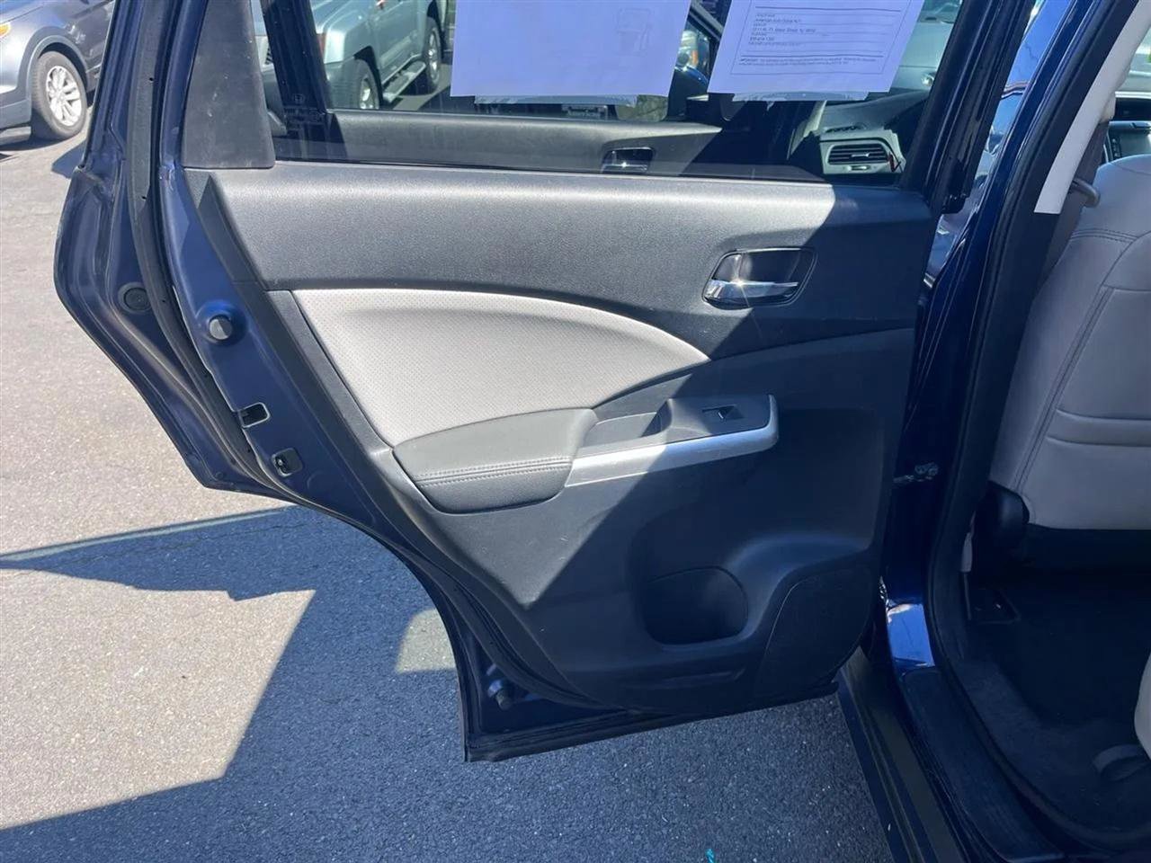 Used 2015 Honda CR-V EX-L image 20