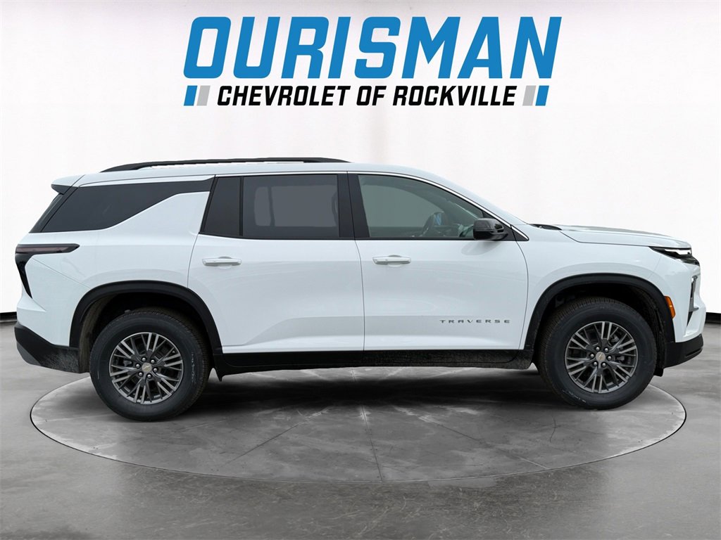 New 2026 Chevrolet Traverse LT w/ LPO, Floor Liner Package image 7