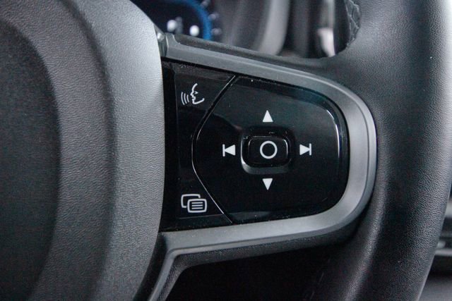 Certified 2025 Volvo XC60 B5 Plus image 20