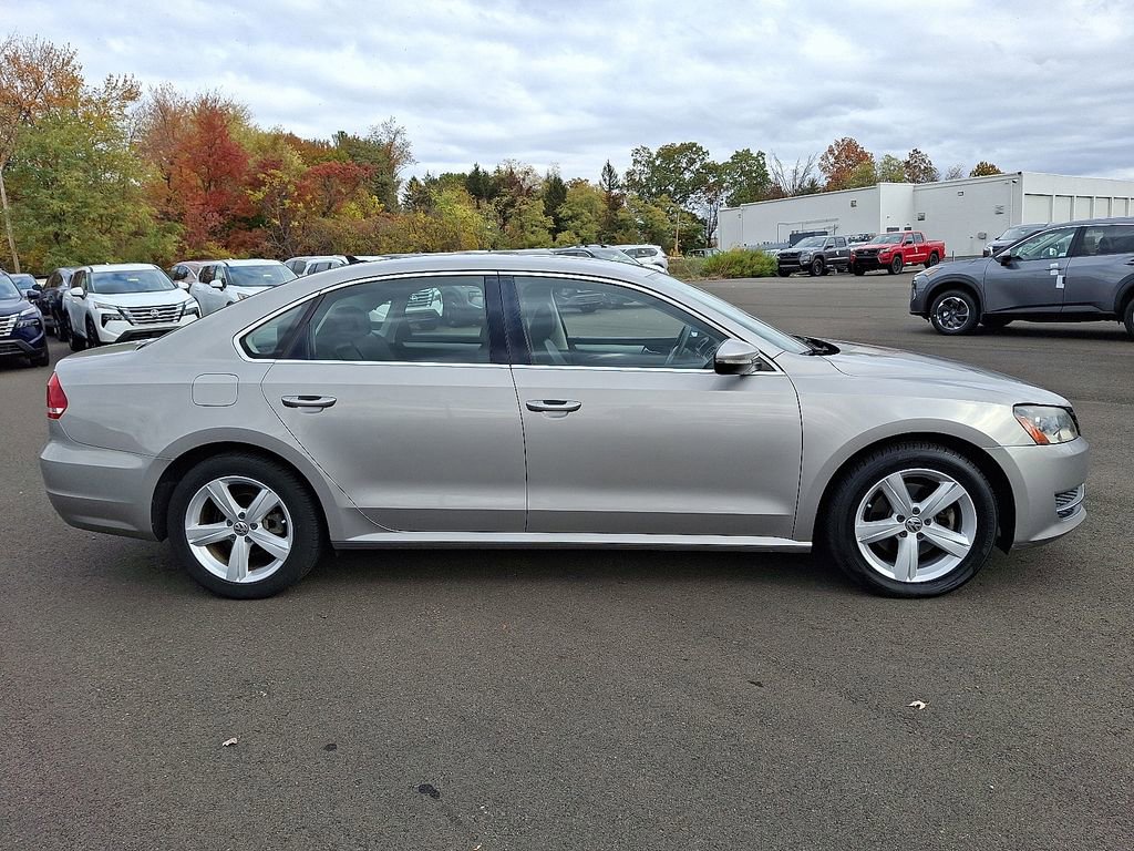 Used 2012 Volkswagen Passat 2.5 SE image 8