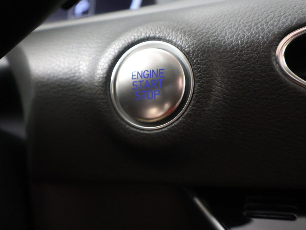 Used 2023 Hyundai Sonata Limited FWD image 40