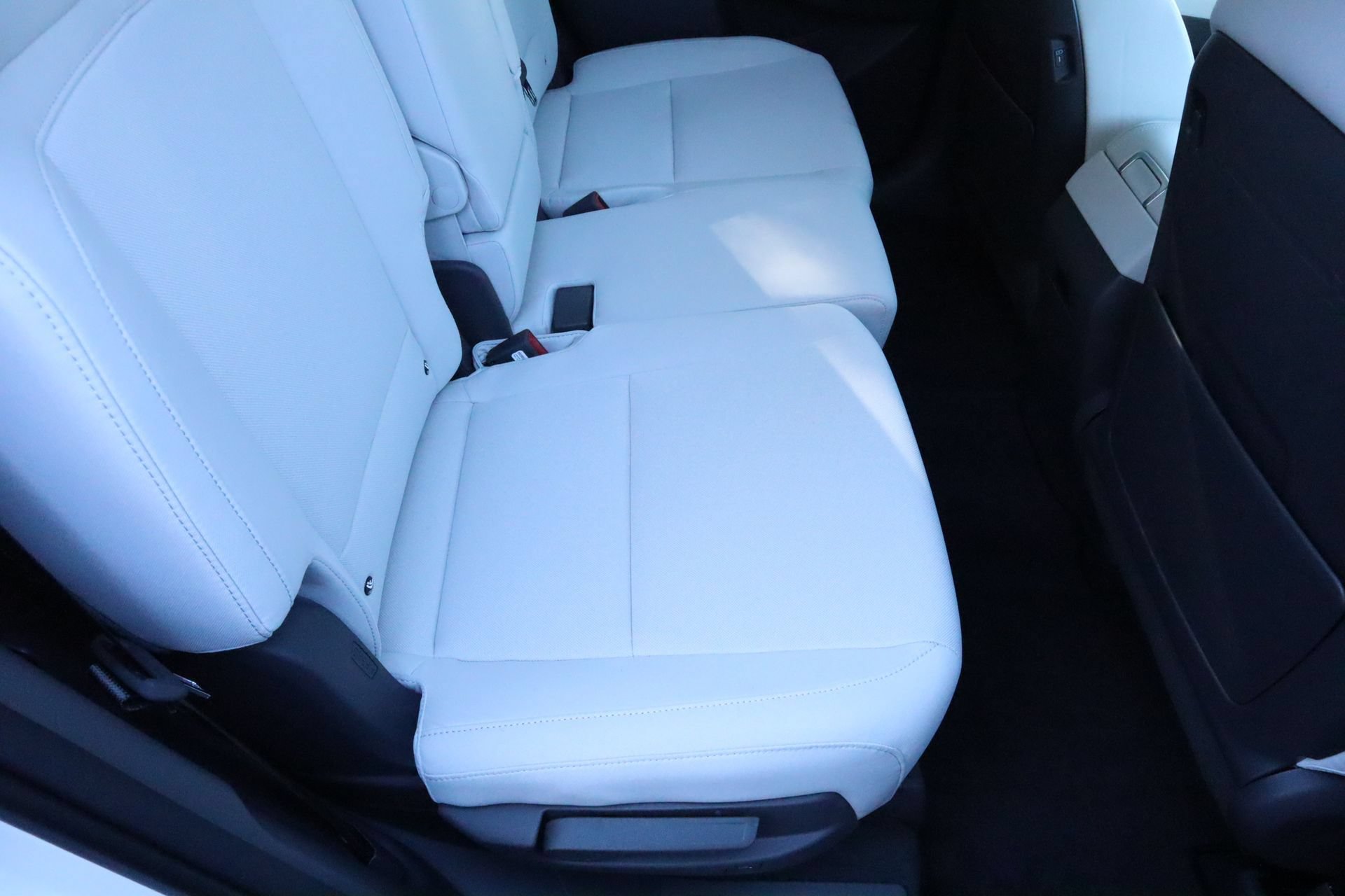 New 2026 Hyundai Santa Fe SE FWD image 19