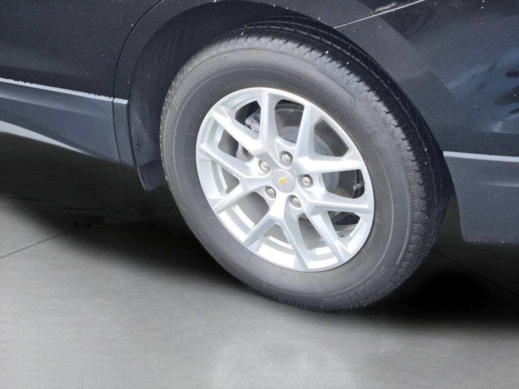 Certified 2024 Chevrolet Equinox LT AWD/4WD image 17