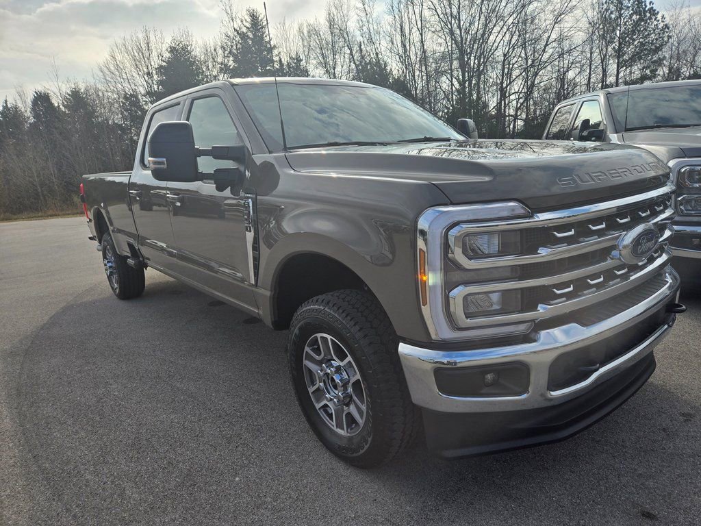 New 2026 Ford F350 Lariat AWD/4WD image 2