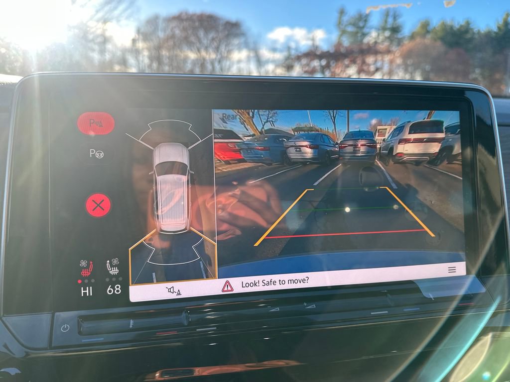 New 2026 Volkswagen Atlas SEL Premium R-Line image 10