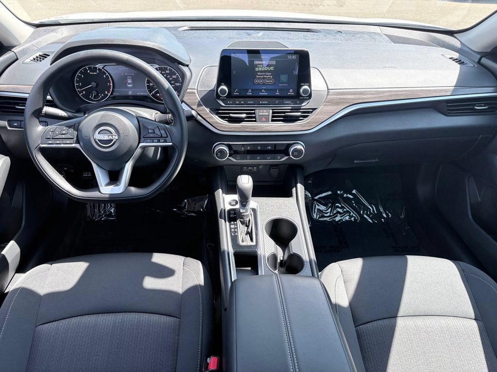 New 2026 Nissan Altima 2.5 SV FWD image 7
