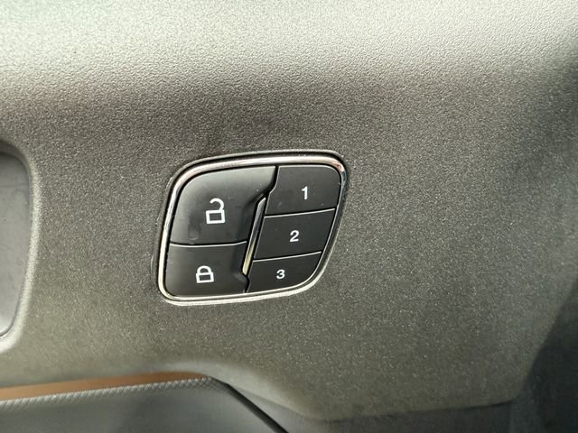 Certified 2025 Ford Bronco Sport Outer Banks w/ Outer Banks Tech Package+ AWD/4WD image 20