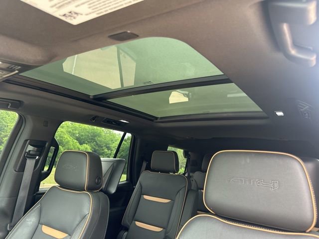 Used 2022 GMC Yukon AT4 AWD/4WD image 19