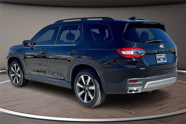 Used 2023 Honda Pilot Elite image 11