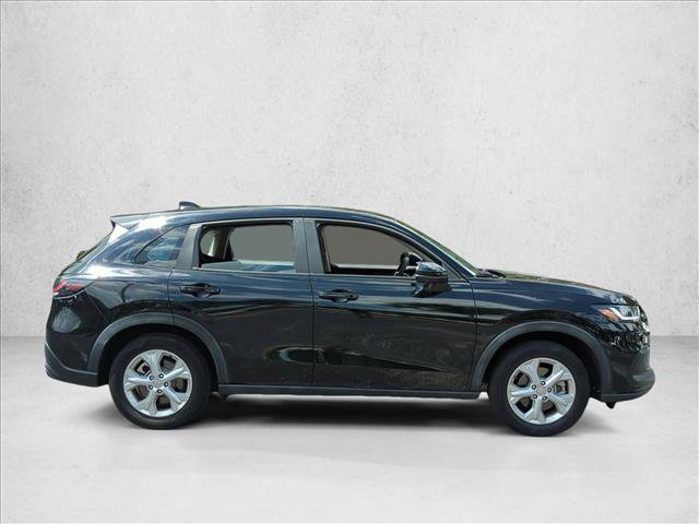 Certified 2023 Honda HR-V LX image 4