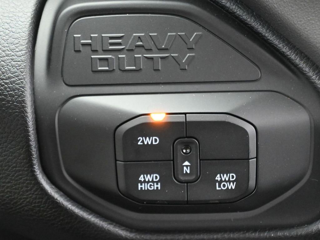 New 2026 RAM 3500 Big Horn AWD/4WD image 27