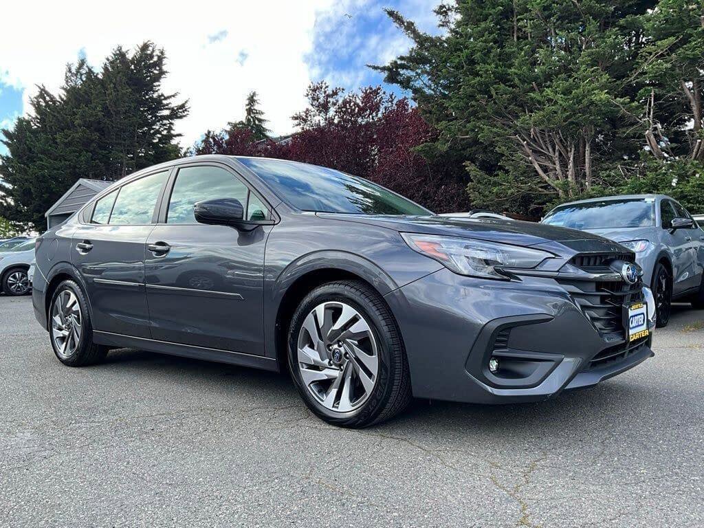 Certified 2025 Subaru Legacy Limited AWD/4WD image 3