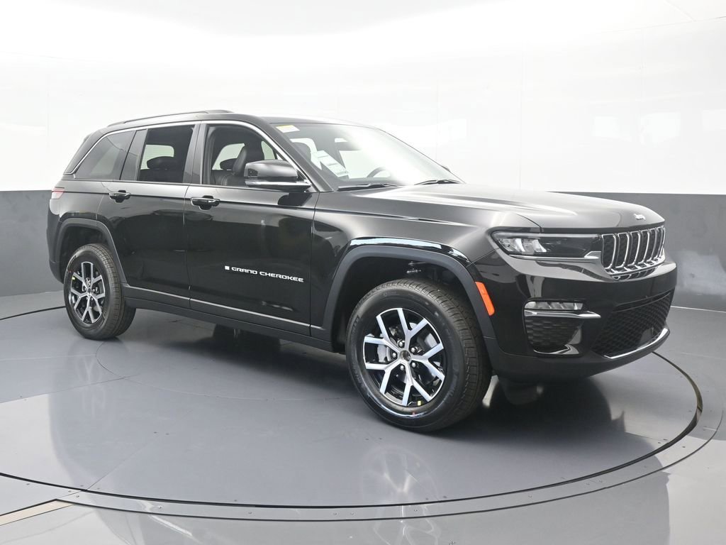 Used 2025 Jeep Grand Cherokee Limited image 8