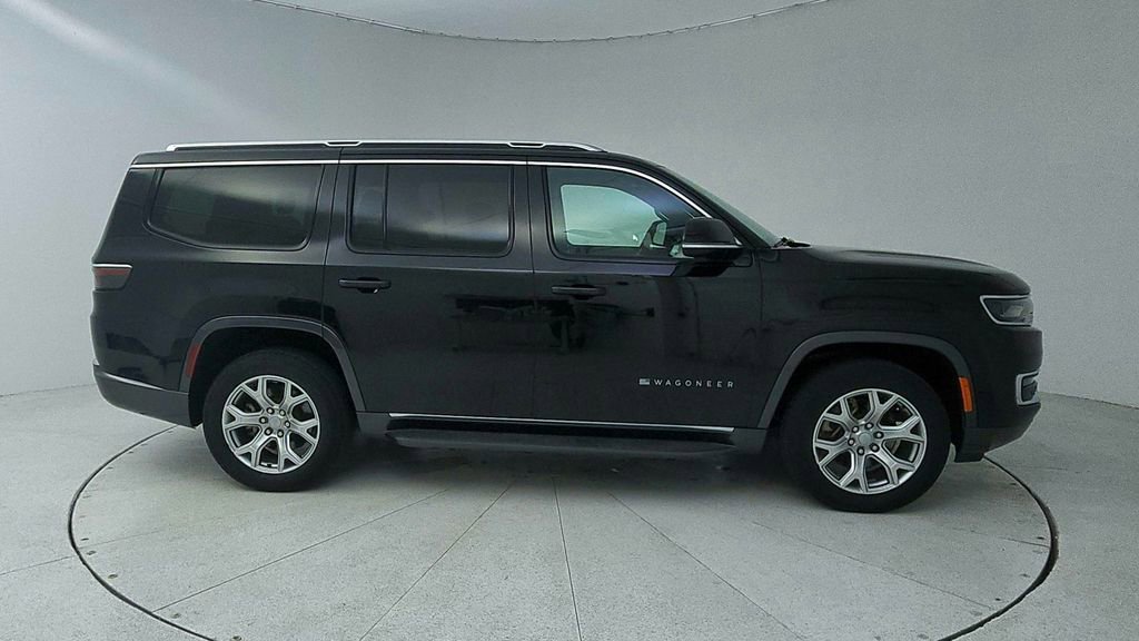 Used 2022 Jeep Wagoneer Series II AWD/4WD image 8