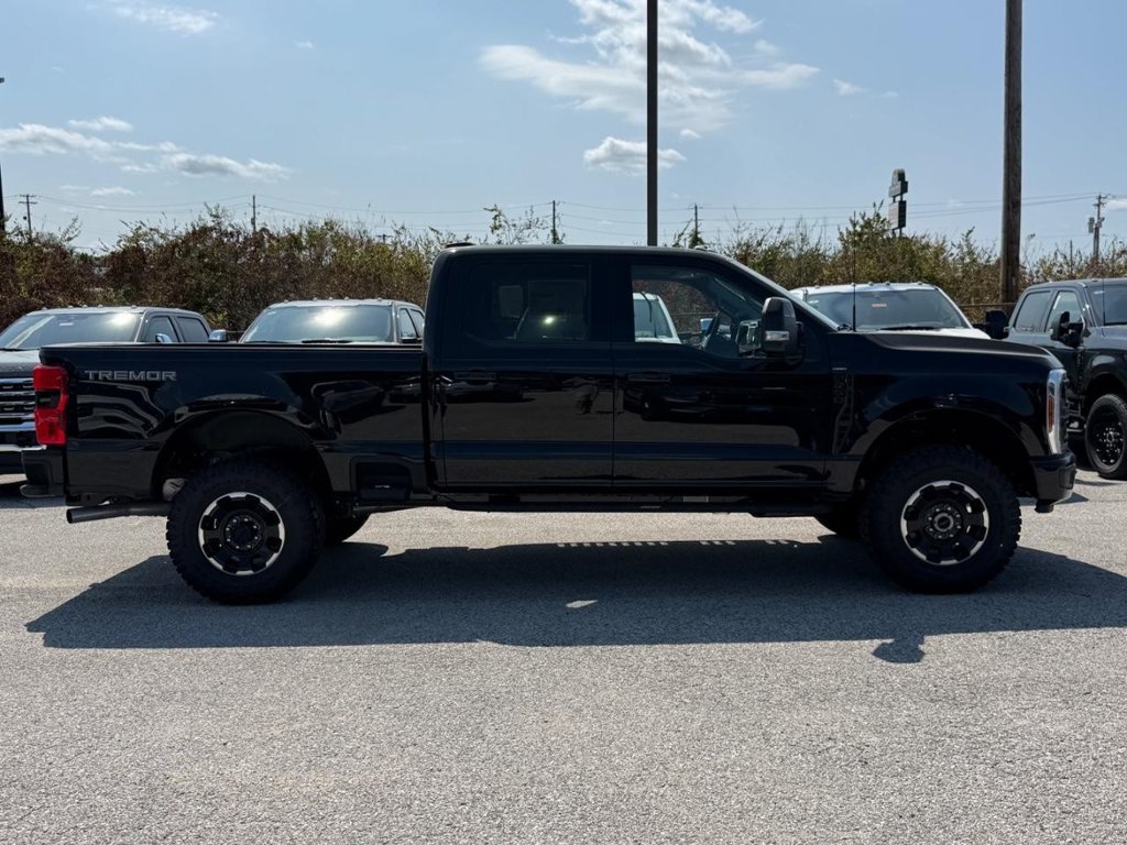 New 2026 Ford F250 Lariat w/ Tremor Off-Road Package AWD/4WD image 2