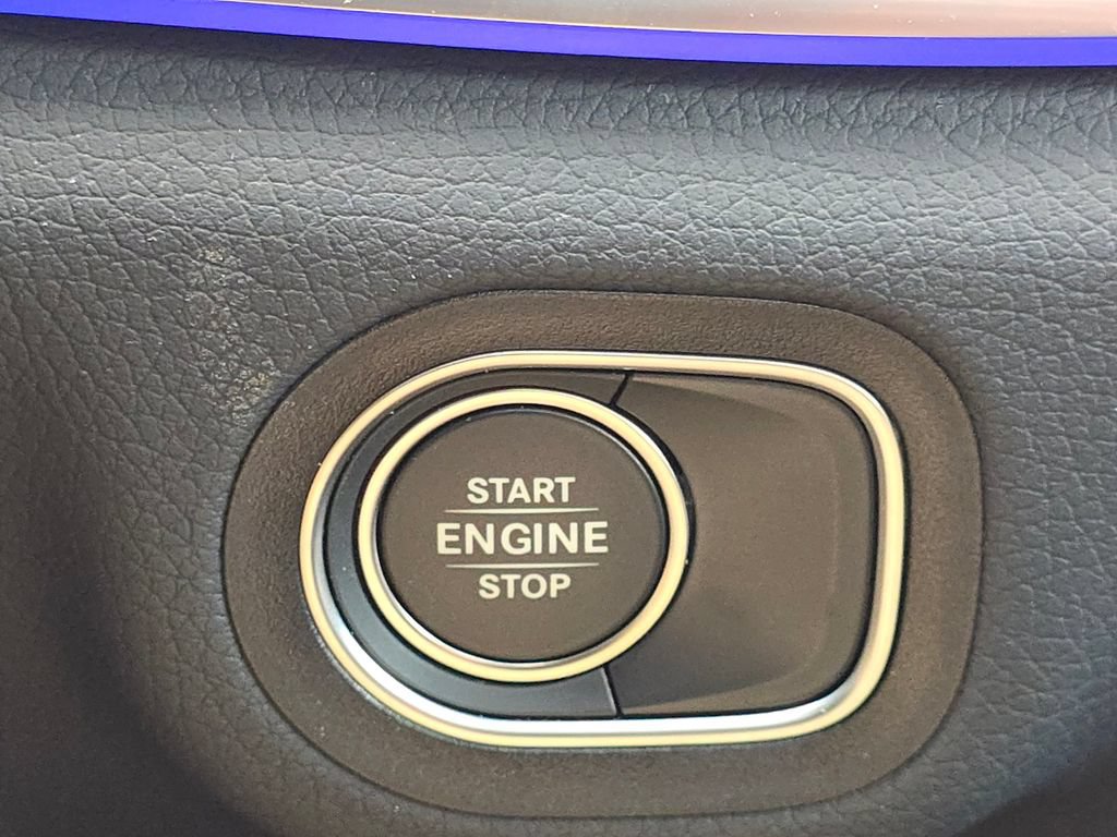 Certified 2026 Mercedes-Benz GLE 450e 4MATIC image 39