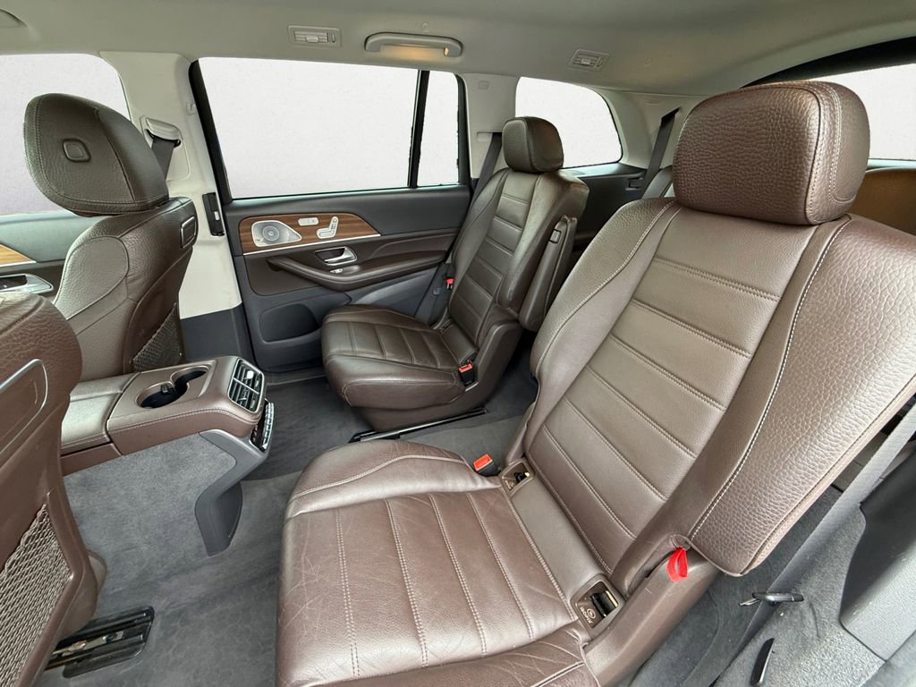Used 2020 Mercedes-Benz GLS 450 4MATIC image 11