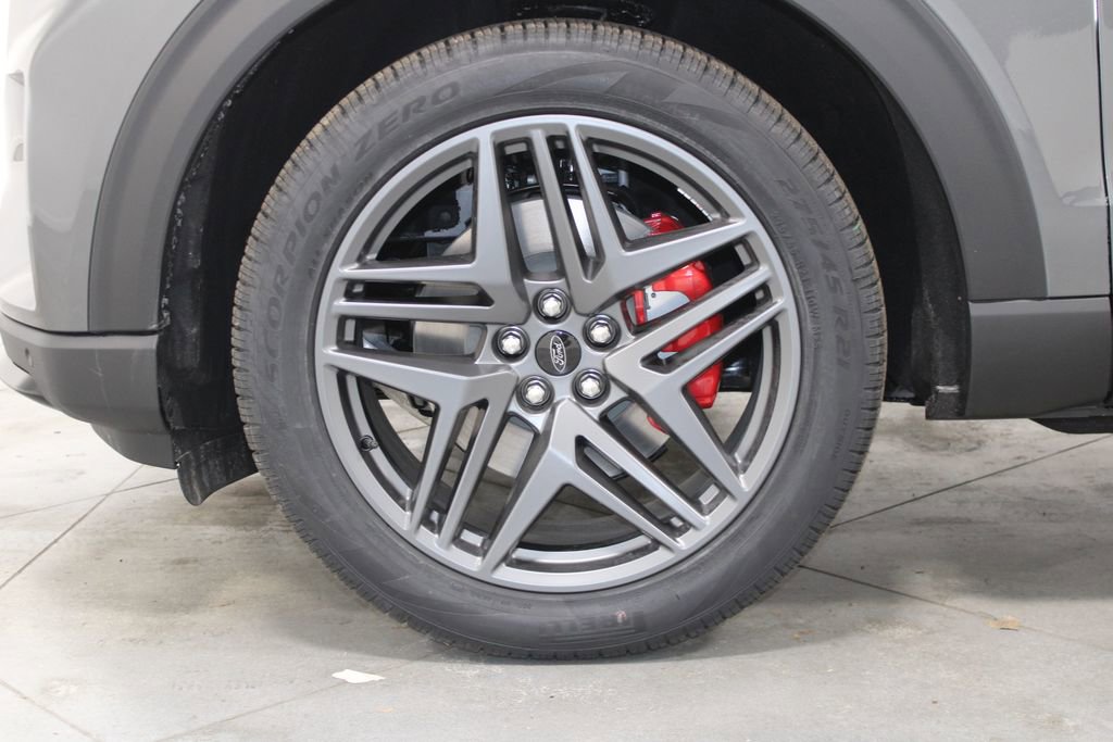 New 2026 Ford Explorer ST-Line w/ ST-Line Street Pack image 20