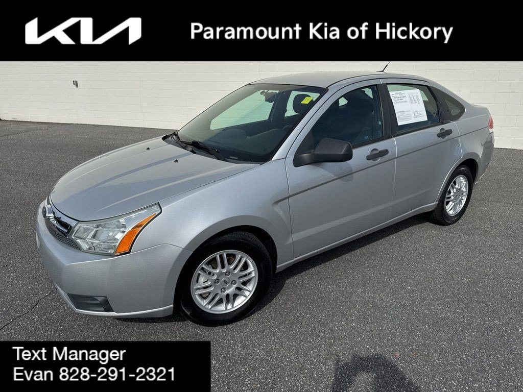Used 2011 Ford Focus SE w/ 201A Rapid Spec Order Code