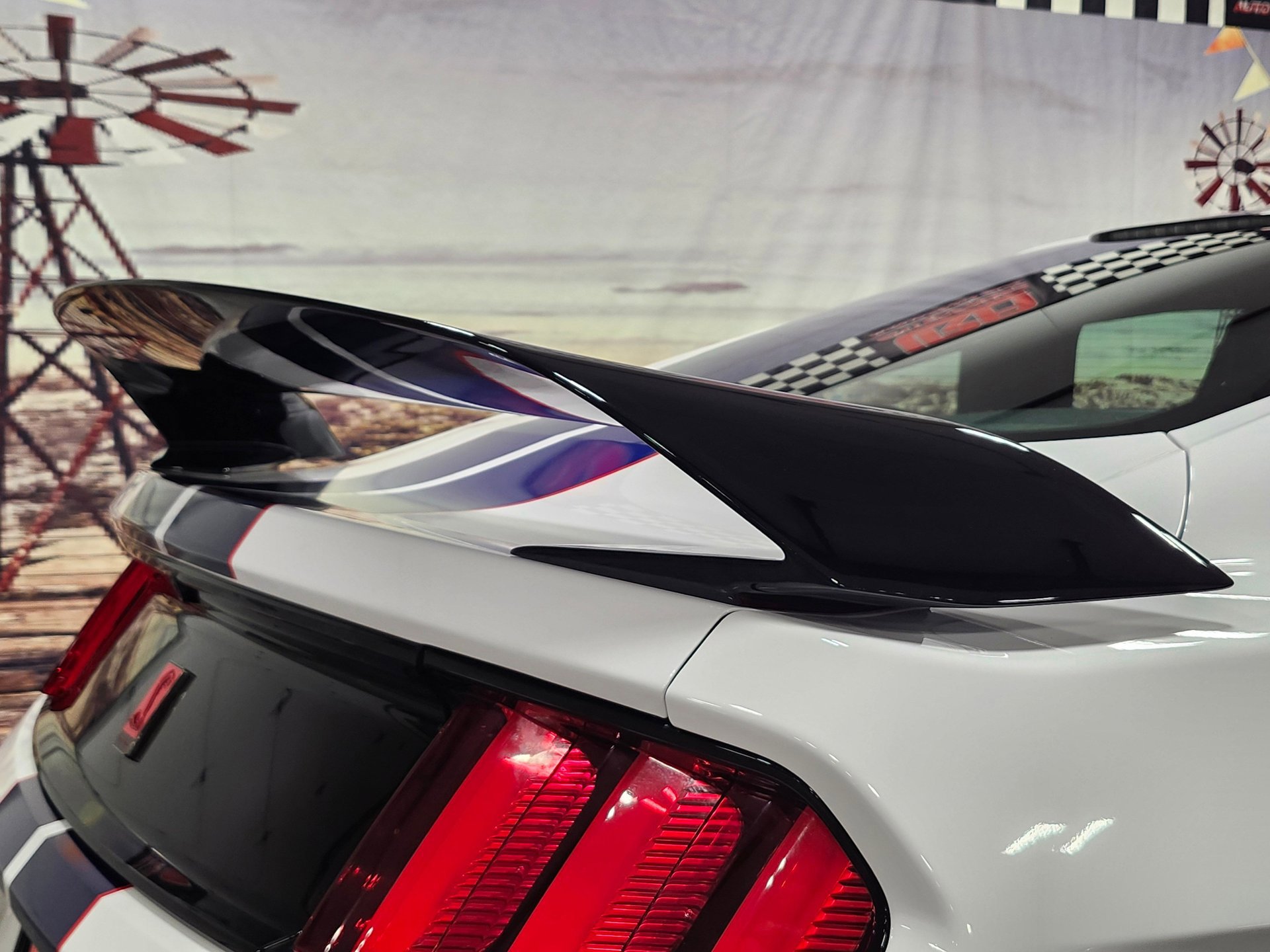 Used 2016 Ford Mustang Shelby GT350R w/ GT350R Equipment Group 920A image 40