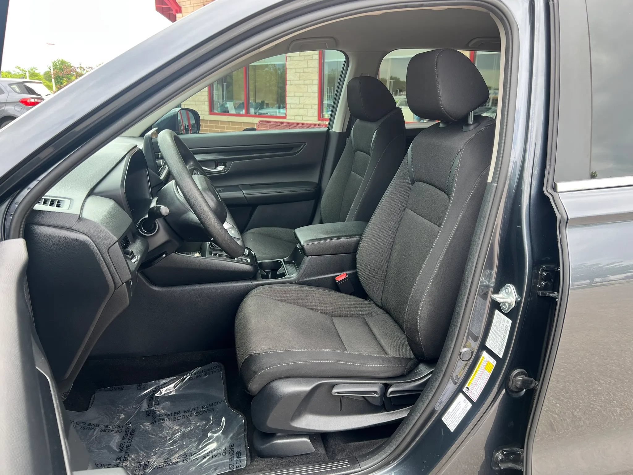 Used 2025 Honda CR-V LX image 10