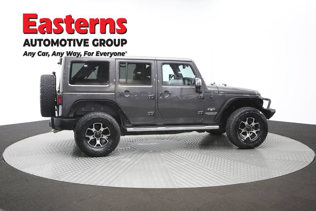 Used 2017 Jeep Wrangler Unlimited Sahara w/ Dual Top Group AWD/4WD image 44