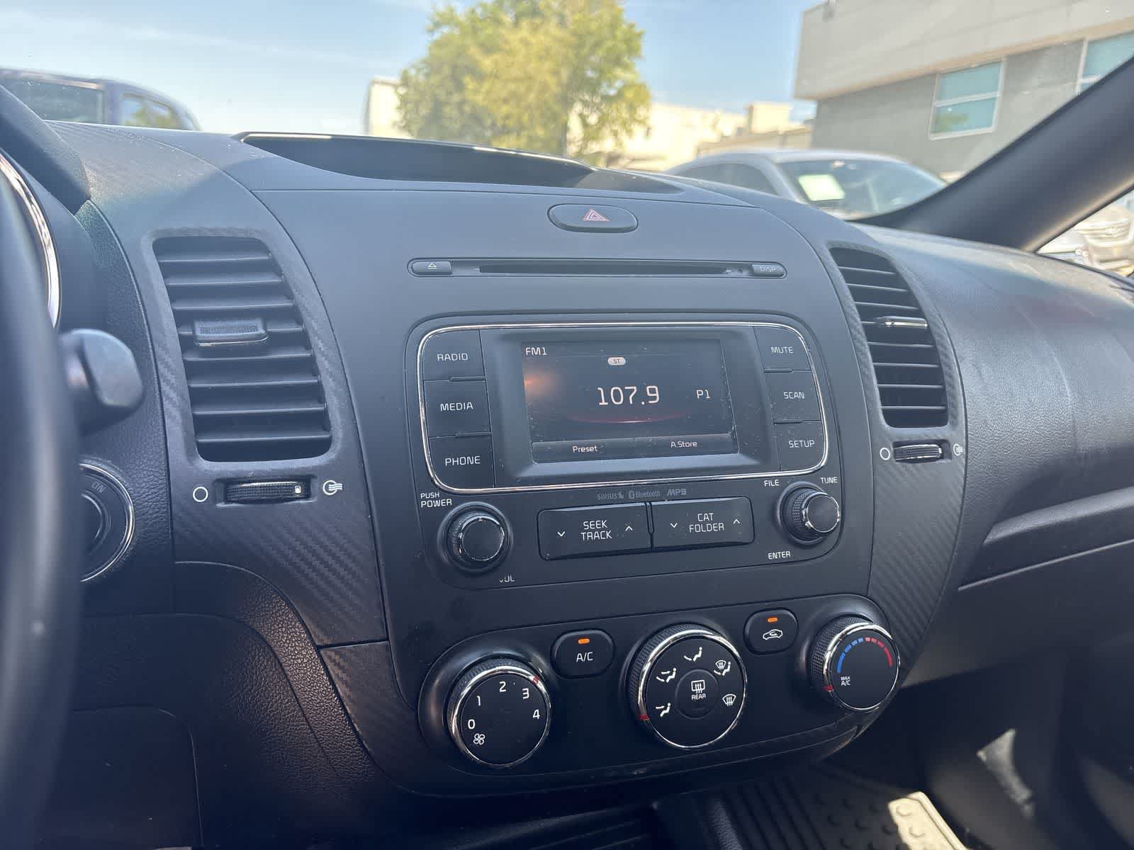 Used 2016 Kia Forte SX FWD image 14