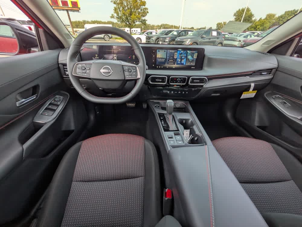 New 2026 Nissan Sentra SR FWD image 8
