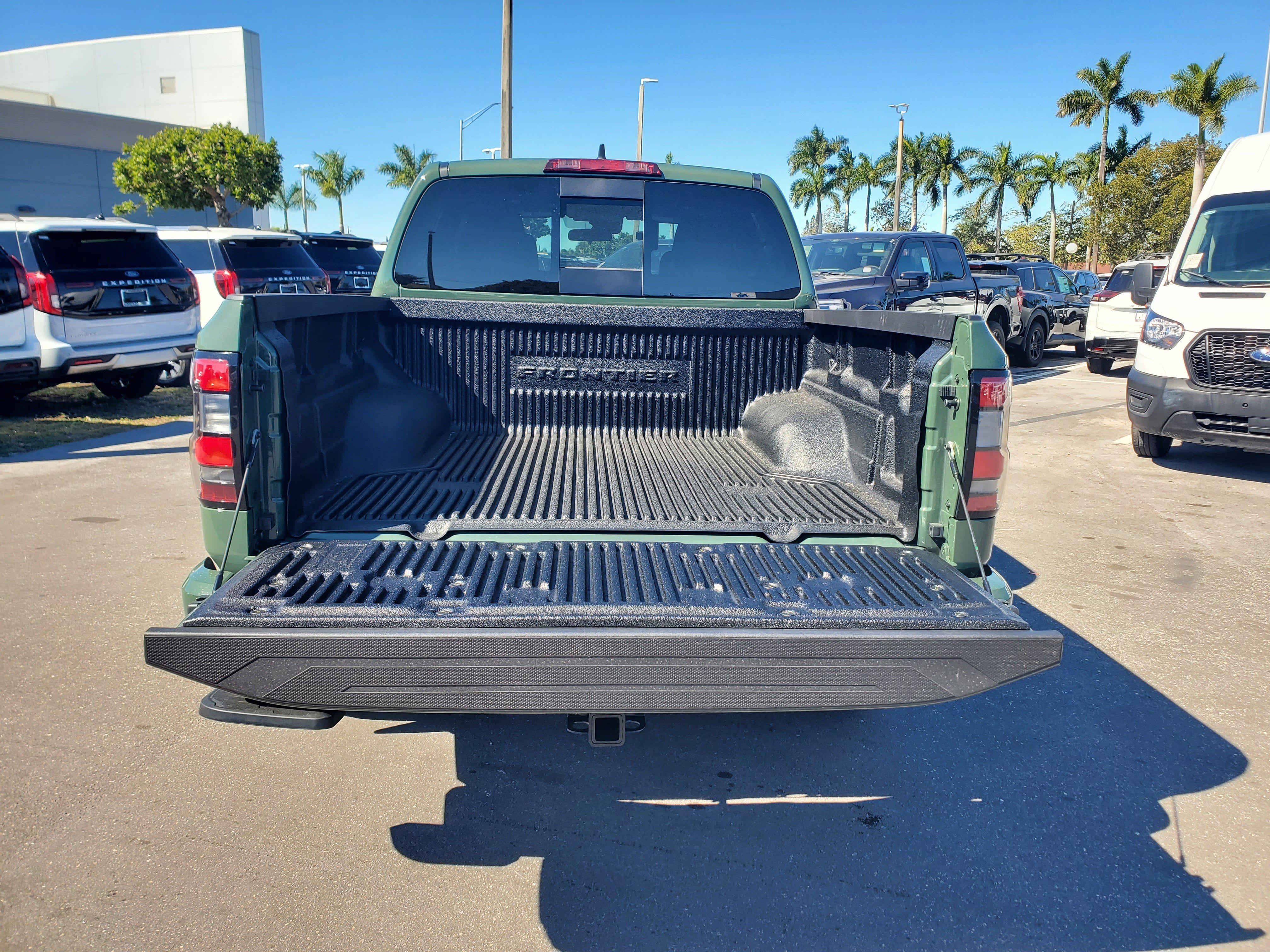 New 2026 Nissan Frontier Pro-X w/ Tow Package RWD image 8