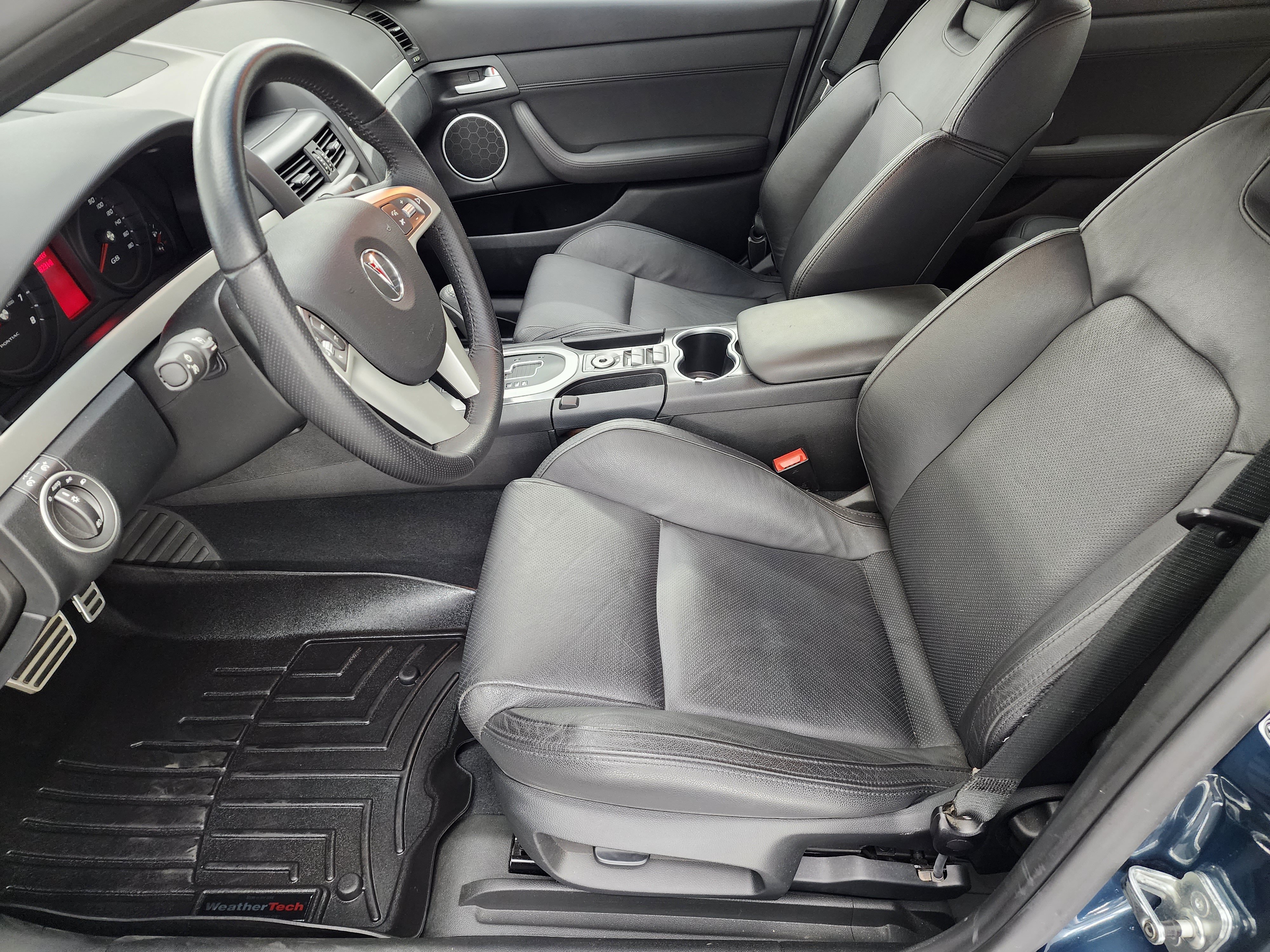 Used 2009 Pontiac G8 GT w/ Premium Package RWD image 8