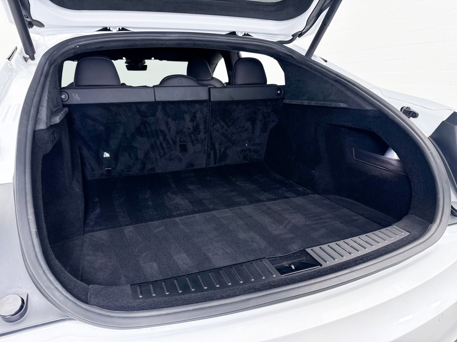 Used 2021 Tesla Model S Plaid AWD/4WD image 36