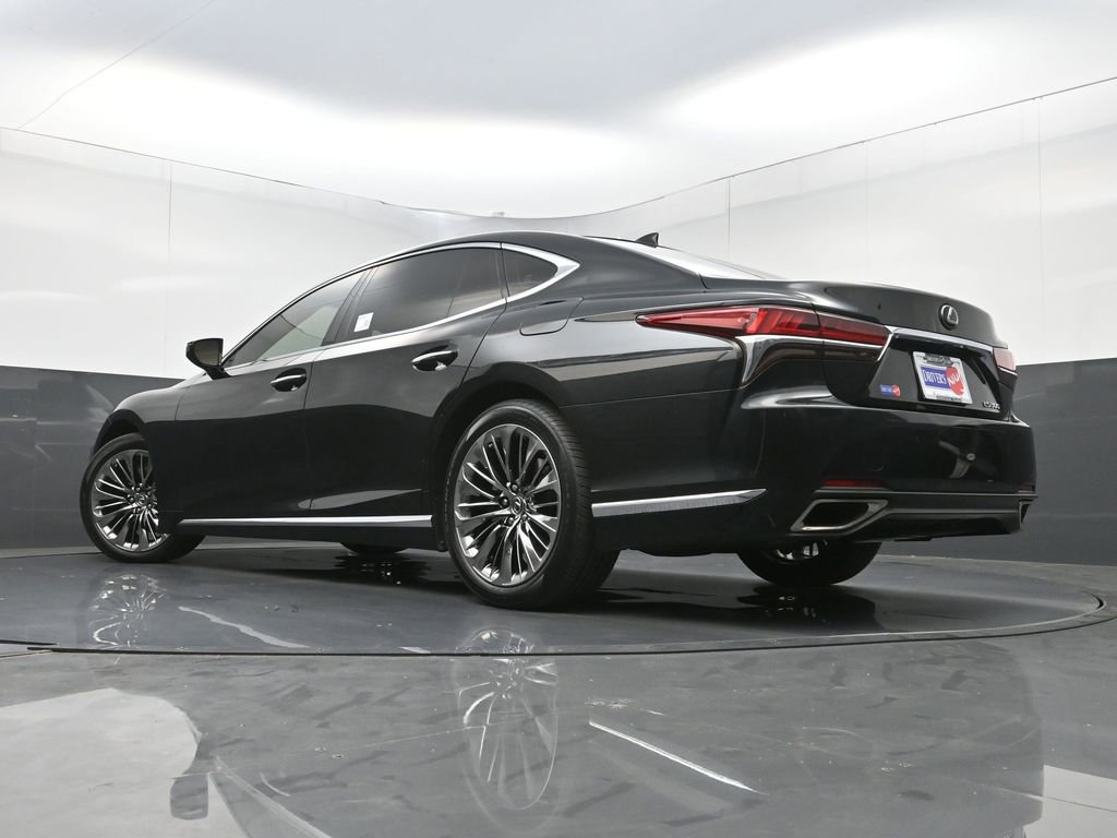 Used 2020 Lexus LS 500 w/ Accessory Package (Z2) RWD image 28