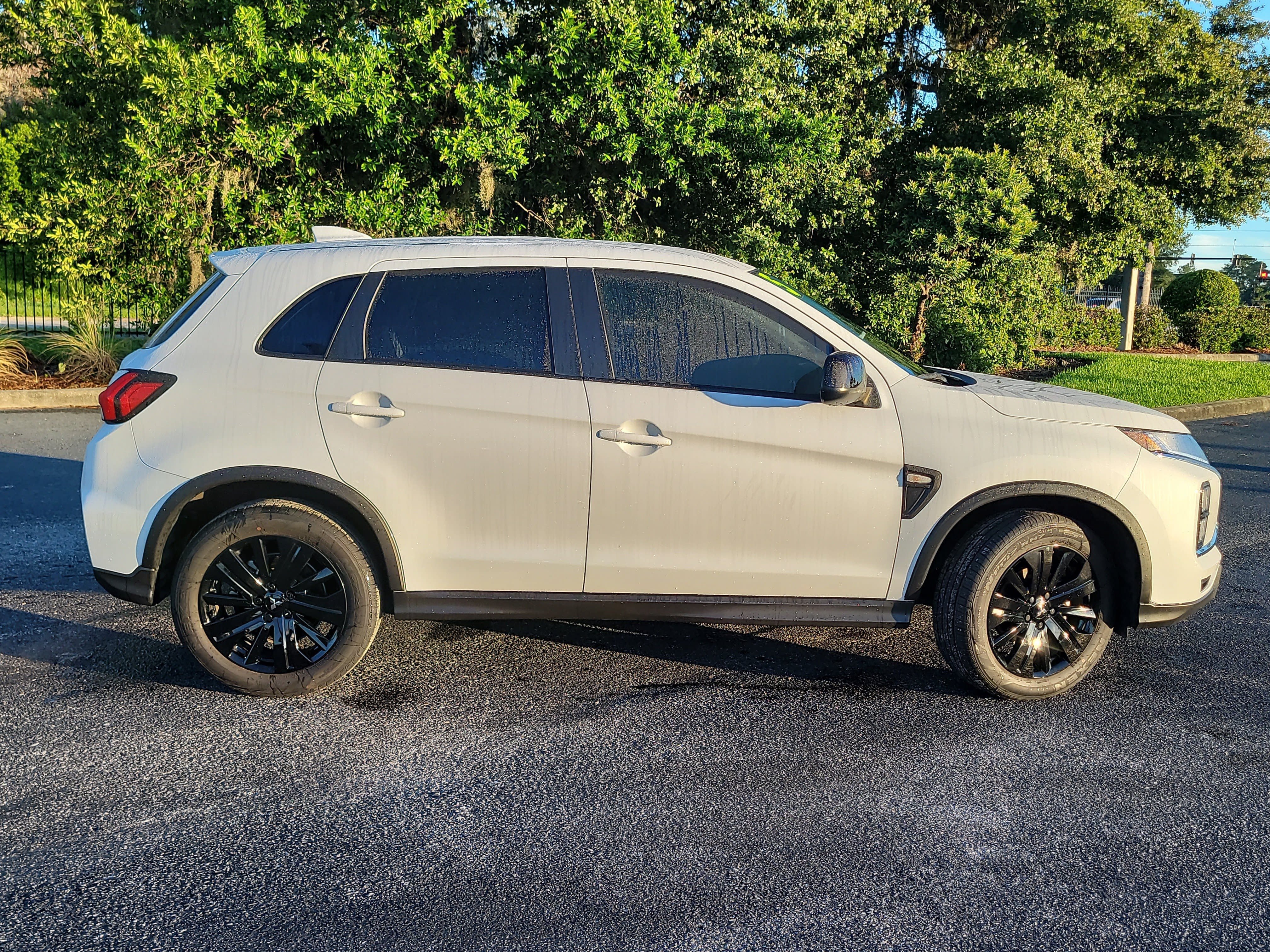 Used 2025 Mitsubishi Outlander Sport LE AWD/4WD image 8