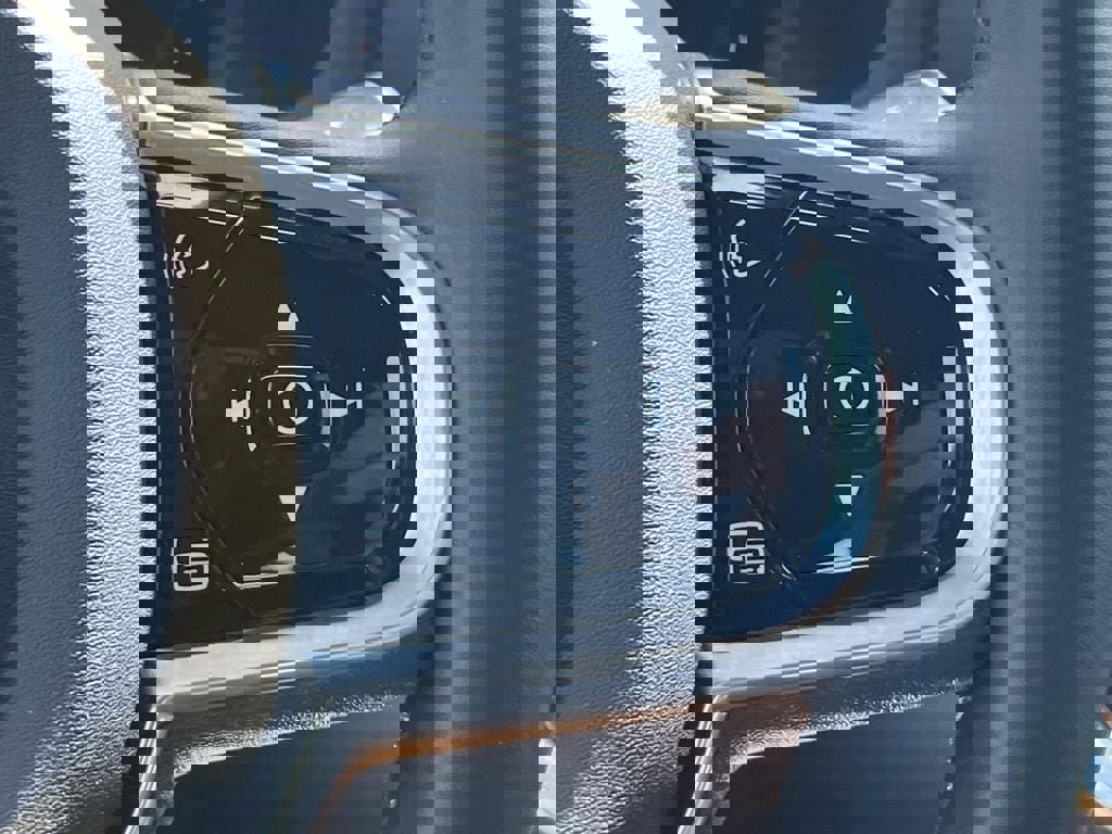 Certified 2023 Volvo S60 T8 Plus w/ Climate Package image 29