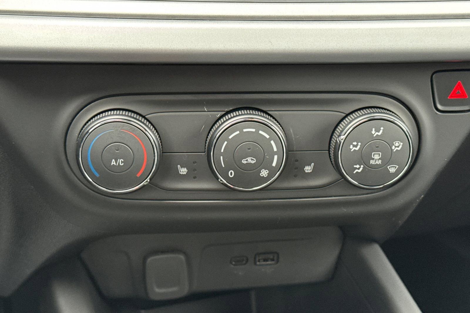 New 2026 Chevrolet Trax LS w/ LS Convenience Package image 19