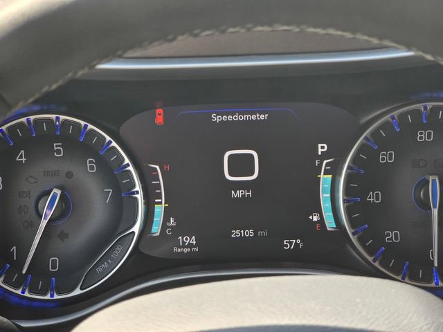 Used 2024 Chrysler Pacifica Touring-L image 30