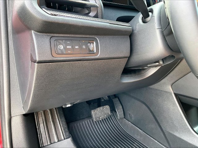 New 2027 Chevrolet Traverse Z71 w/ Enhanced Driving Package AWD/4WD image 32