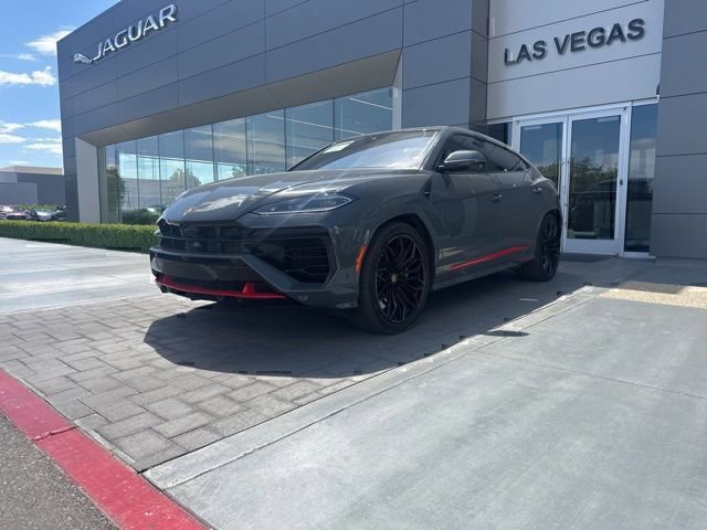 Used 2025 Lamborghini Urus SE