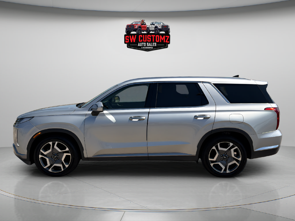 Used 2024 Hyundai Palisade Limited FWD image 4