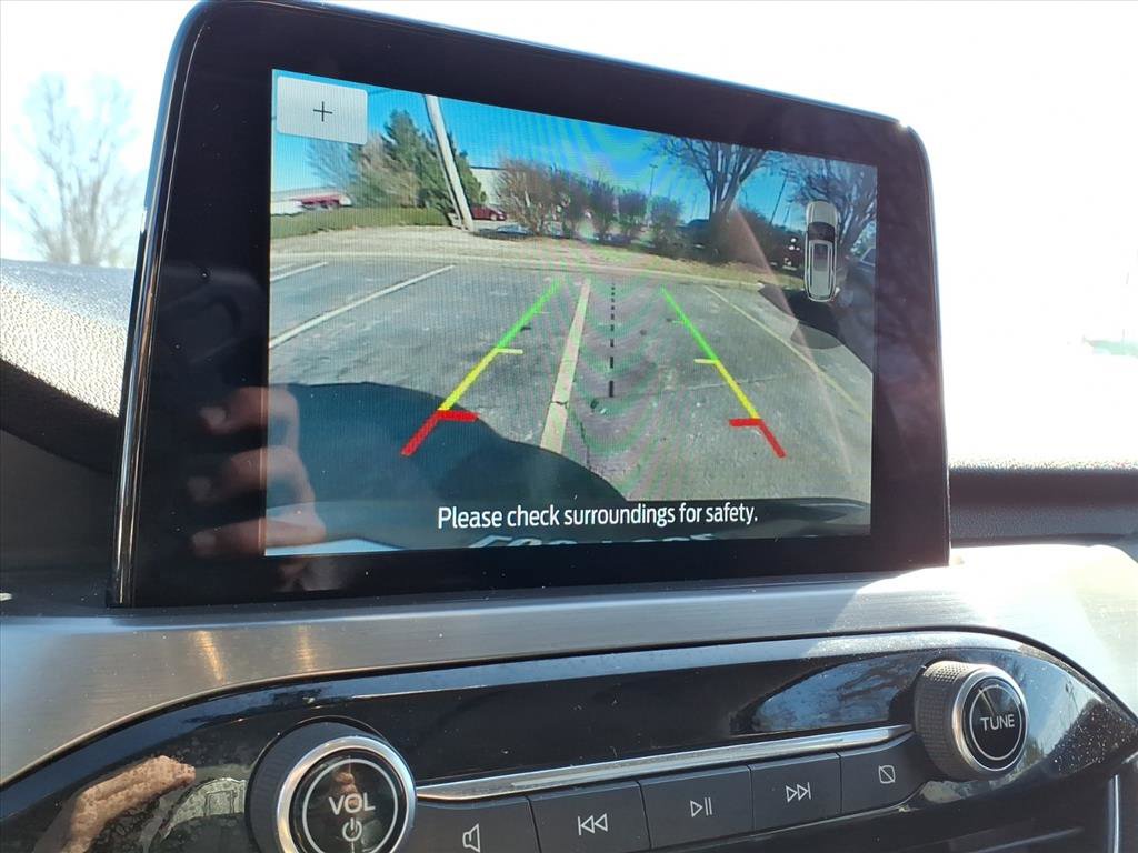 Used 2021 Ford Escape Titanium image 12