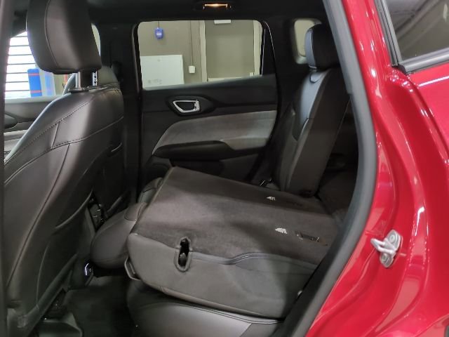 Used 2023 Jeep Compass Latitude w/ Convenience Group image 19