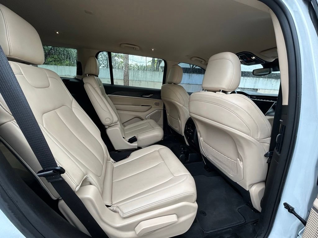 Certified 2022 Jeep Grand Cherokee L Limited RWD image 38