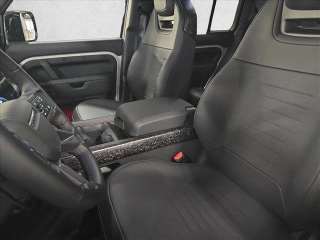 New 2026 Land Rover Defender 110 OCTA image 17