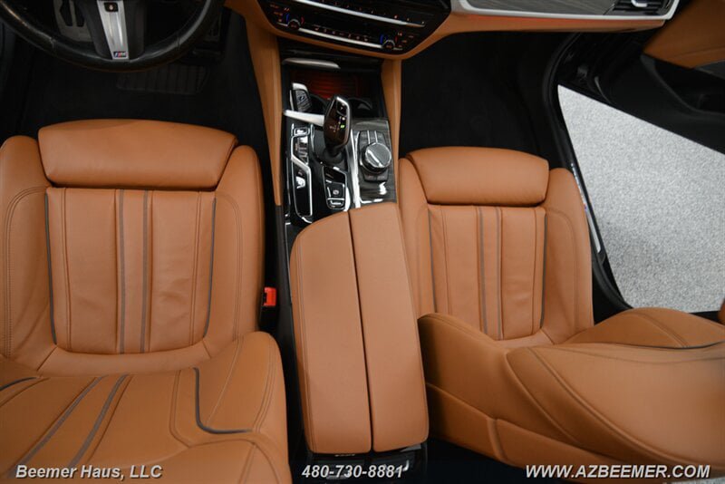 Used 2022 BMW M550i xDrive w/ Executive Package AWD/4WD image 22