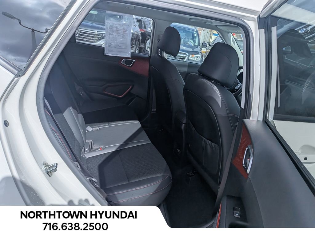 Used 2023 Kia Soul GT-Line image 37