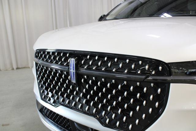 New 2026 Lincoln Nautilus Reserve AWD/4WD image 34
