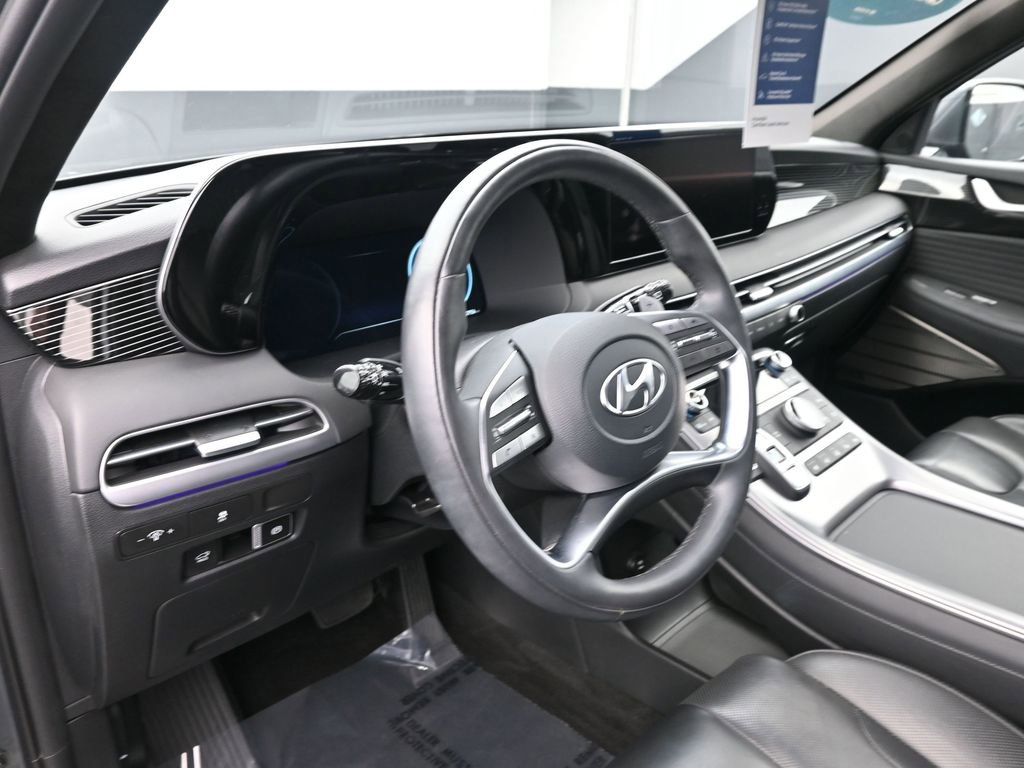 Used 2023 Hyundai Palisade Calligraphy w/ Cargo Package image 10